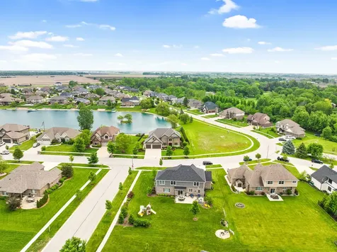 24234 South Sunset Lakes Drive Manhattan IL 60442