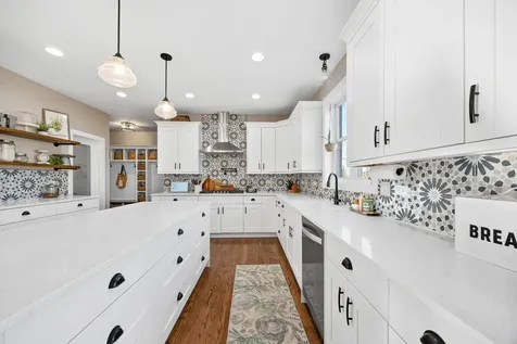24234 South Sunset Lakes Drive Manhattan IL 60442