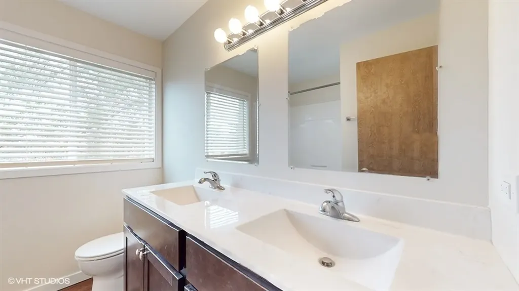 29W542 Country Ridge Drive Warrenville IL 60555