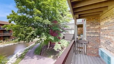29W542 Country Ridge Drive Warrenville IL 60555