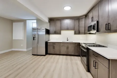 1201 Manzella Lane Glenview IL 60025