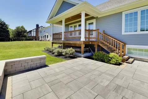 1201 Manzella Lane Glenview IL 60025