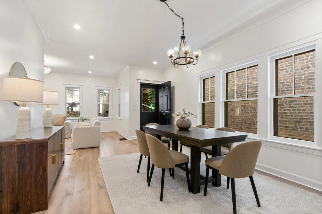 2936 North Keating Avenue Chicago IL 60641