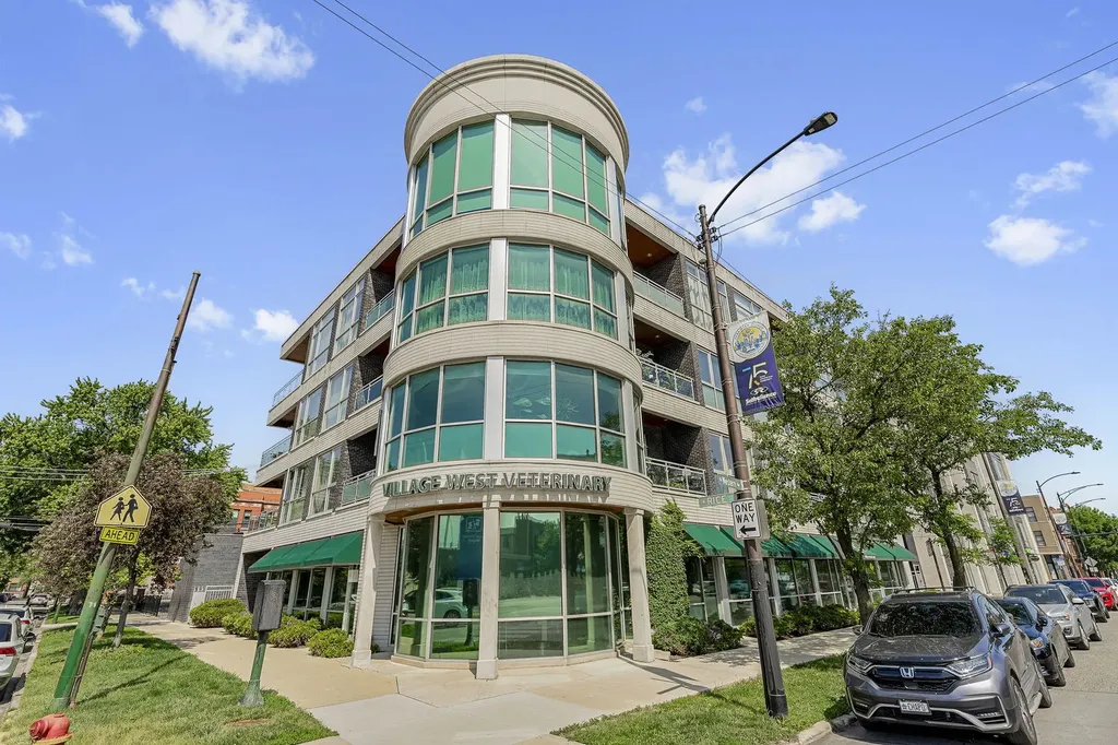 2408 West Rice Street Chicago IL 60622