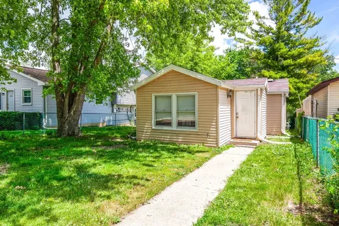 1809 Galilee Avenue Zion IL 60099