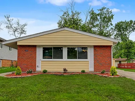 229 Indiana Street Park Forest IL 60466