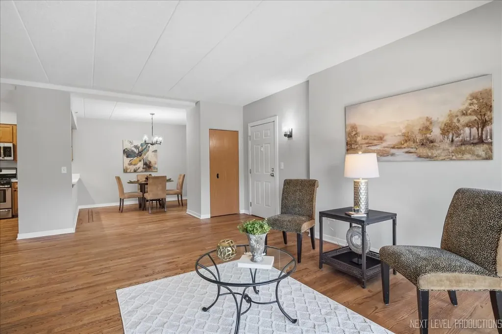 2240 South Grace Street Lombard IL 60148