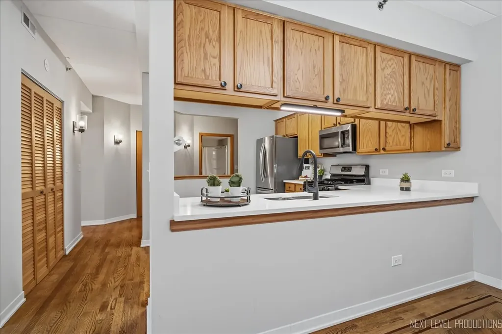 2240 South Grace Street Lombard IL 60148