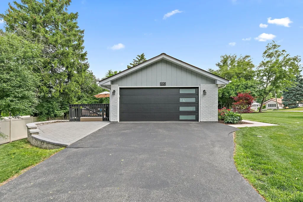 800 Gamble Drive Lisle IL 60532