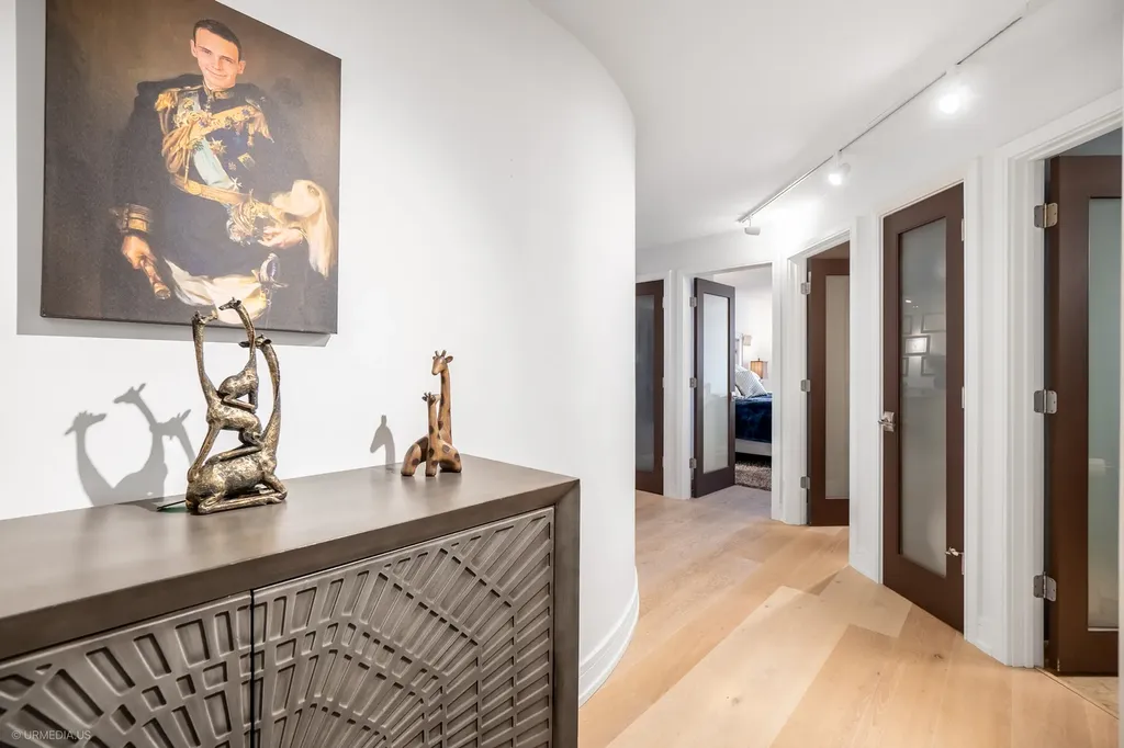 110 East Delaware Place Chicago IL 60611