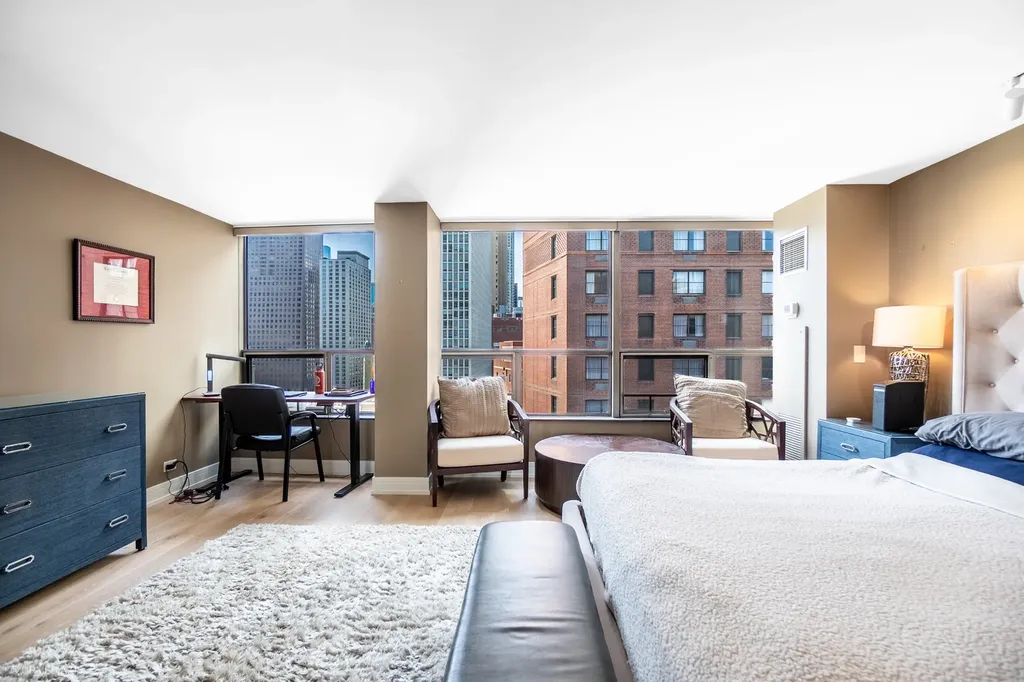 110 East Delaware Place Chicago IL 60611