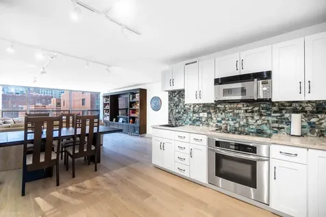 110 East Delaware Place Chicago IL 60611