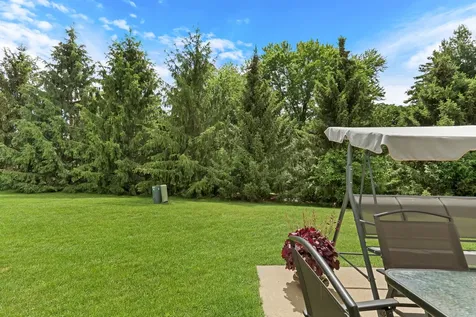 2636 Evergreen Circle Mchenry IL 60050