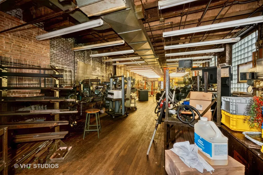313 West Chestnut Street Chicago IL 60610