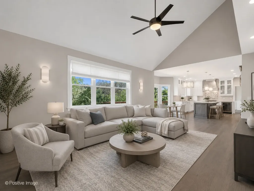 832 Bemis Road Glen Ellyn IL 60137
