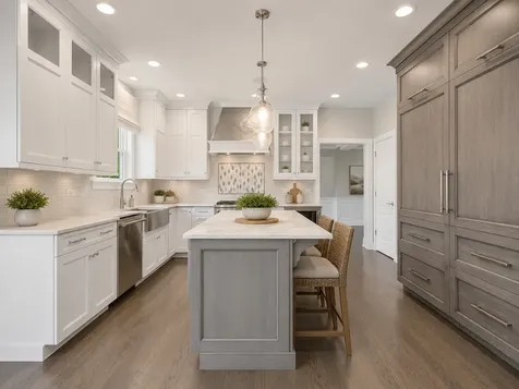 832 Bemis Road Glen Ellyn IL 60137