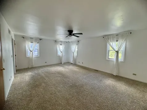5710 Coronado Vista Crystal Lake IL 60014