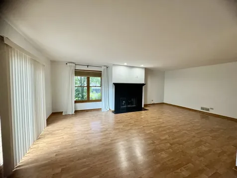 5710 Coronado Vista Crystal Lake IL 60014
