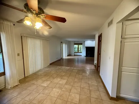 5710 Coronado Vista Crystal Lake IL 60014