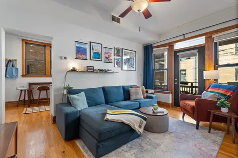 846 West Newport Avenue Chicago IL 60657