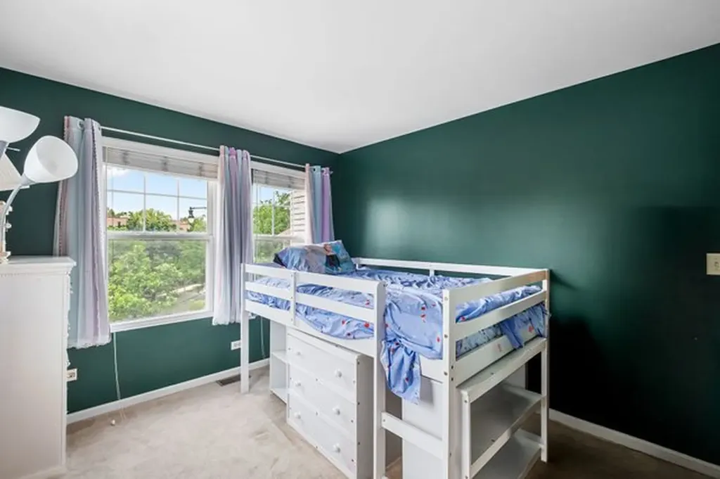 3845 North Milwaukee Avenue Chicago IL 60641