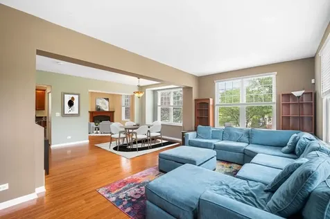 3845 North Milwaukee Avenue Chicago IL 60641