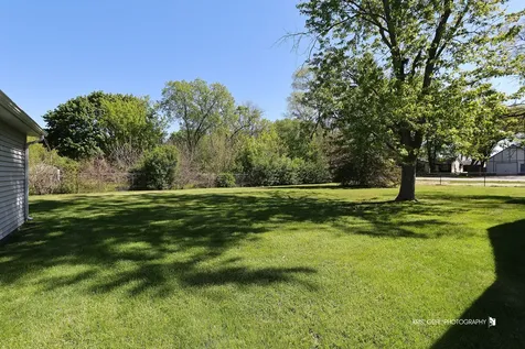 38690 North Green Bay Road Beach Park IL 60087