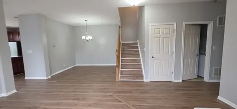 385 Bluegrass Parkway Oswego IL 60543