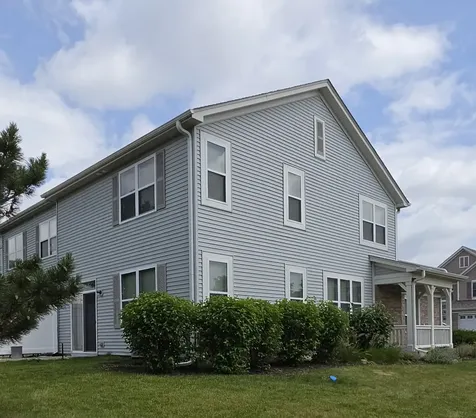 385 Bluegrass Parkway Oswego IL 60543