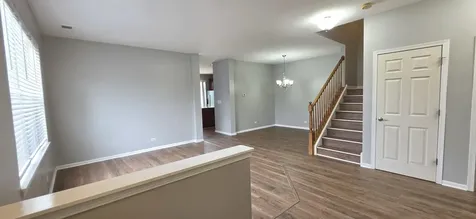385 Bluegrass Parkway Oswego IL 60543