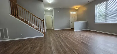 385 Bluegrass Parkway Oswego IL 60543