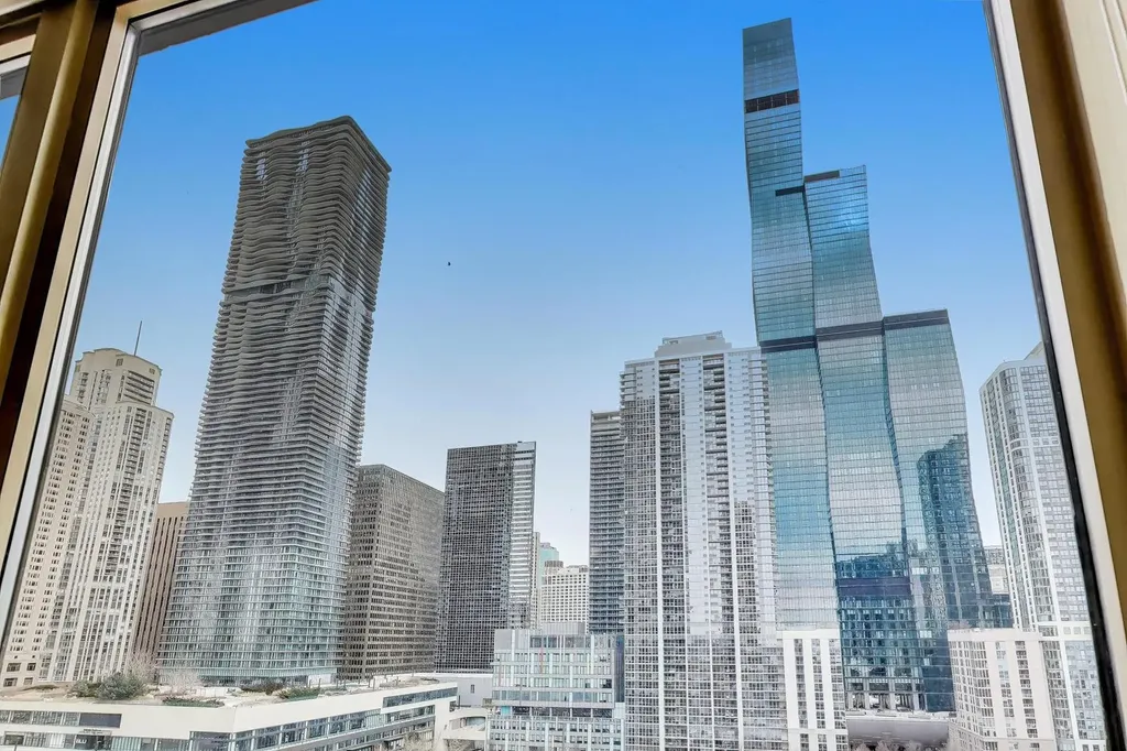 360 East Randolph Street Chicago IL 60601