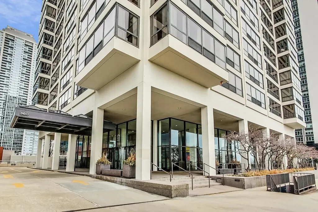 360 East Randolph Street Chicago IL 60601