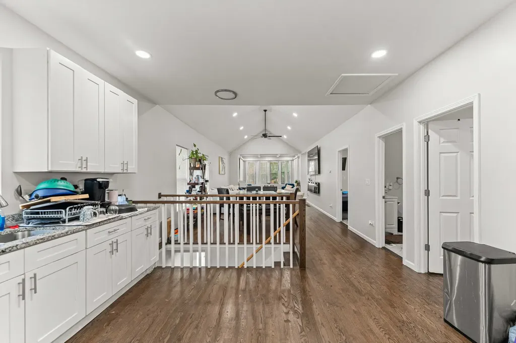 7651 South Cregier Avenue Chicago IL 60649