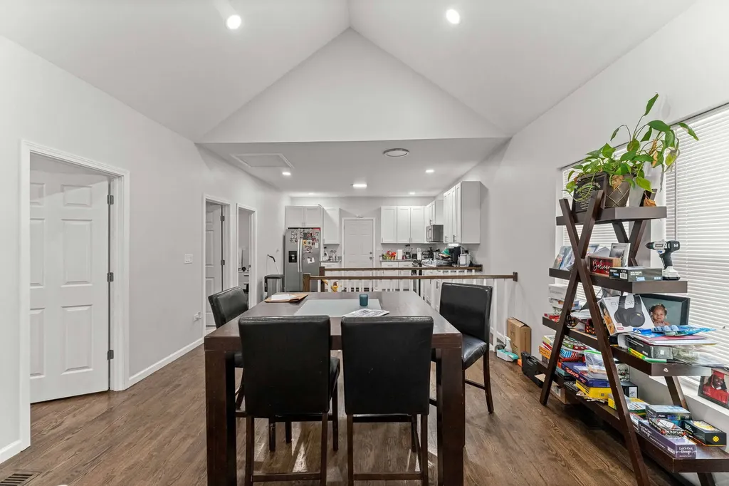 7651 South Cregier Avenue Chicago IL 60649