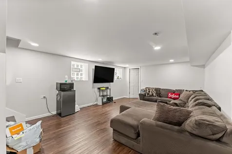 7651 South Cregier Avenue Chicago IL 60649