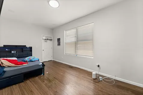 7651 South Cregier Avenue Chicago IL 60649