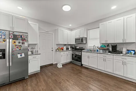 7651 South Cregier Avenue Chicago IL 60649