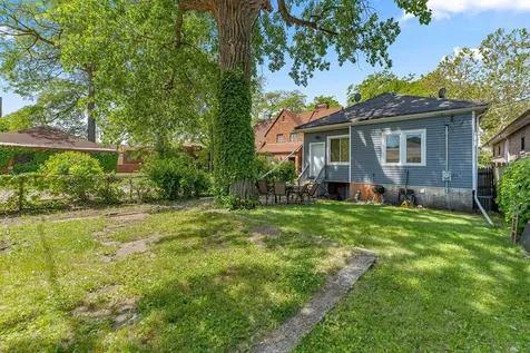 7651 South Cregier Avenue Chicago IL 60649