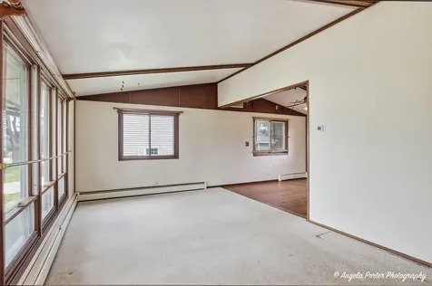 3013 Highland Drive Cary IL 60013
