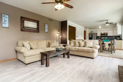 1082 Westridge Drive Rockford IL 61102