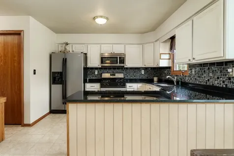 1082 Westridge Drive Rockford IL 61102