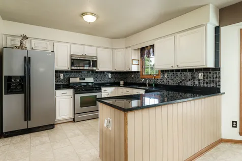 1082 Westridge Drive Rockford IL 61102