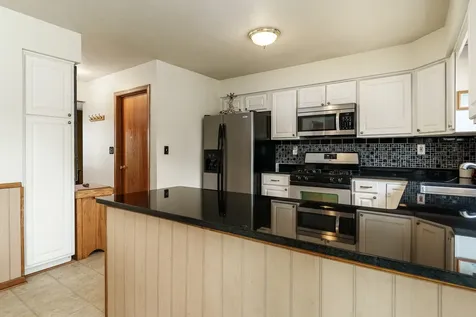 1082 Westridge Drive Rockford IL 61102