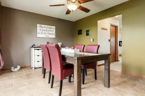 1082 Westridge Drive Rockford IL 61102