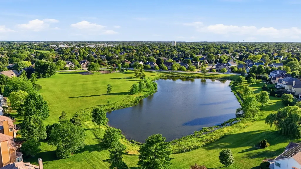 1065 Rosefield Lane Aurora IL 60504