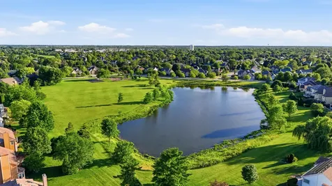1065 Rosefield Lane Aurora IL 60504