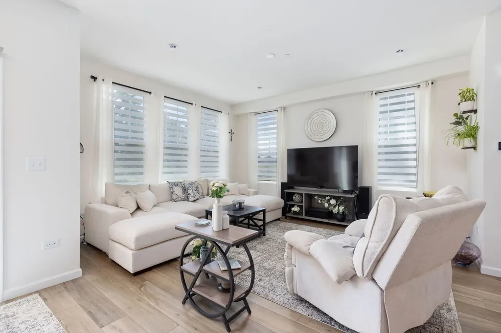 2265 Horseshoe Circle Naperville IL 60564