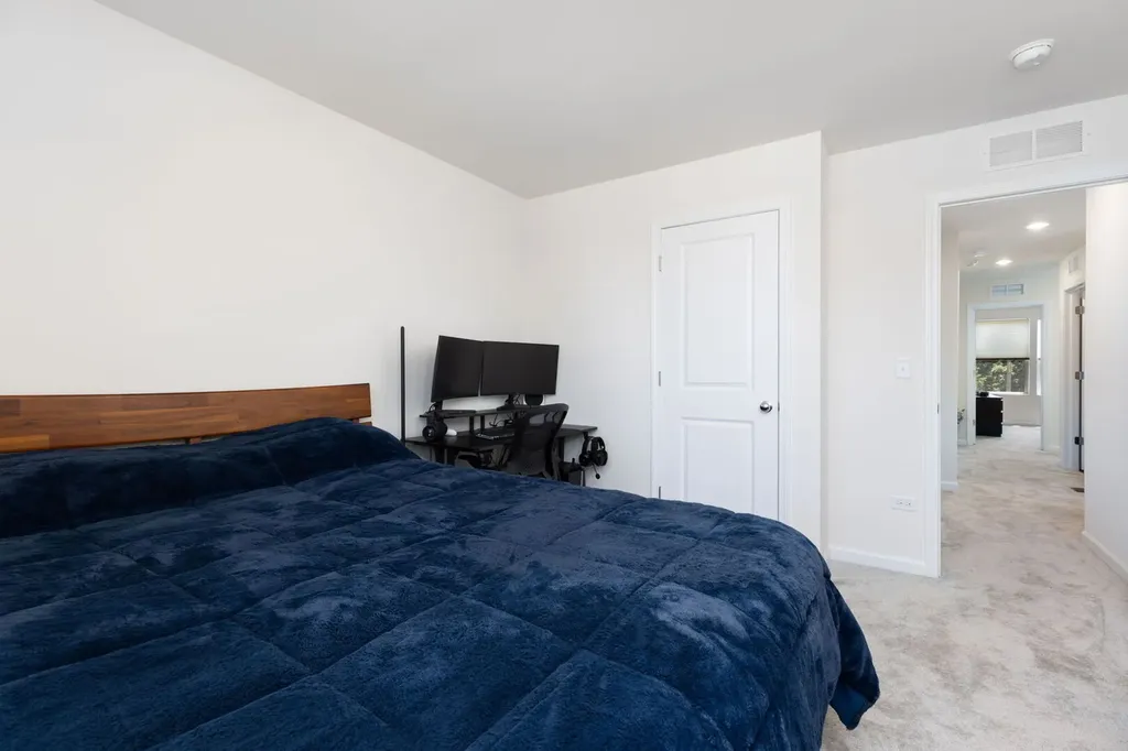2265 Horseshoe Circle Naperville IL 60564