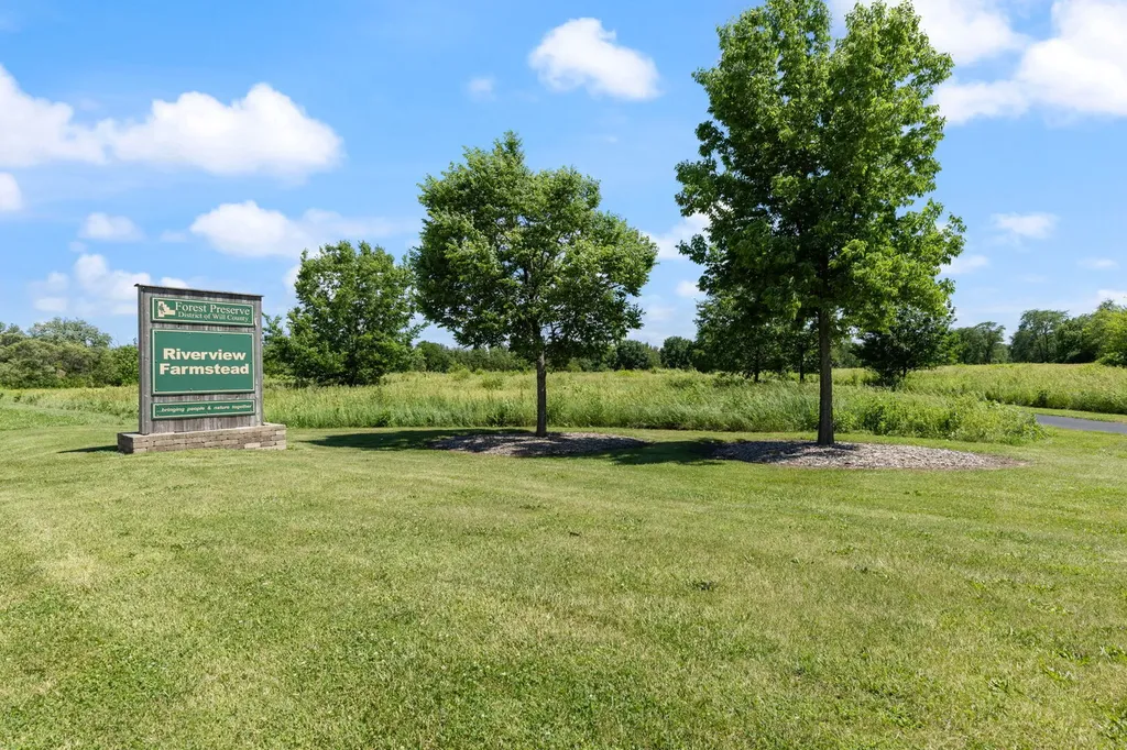 2265 Horseshoe Circle Naperville IL 60564